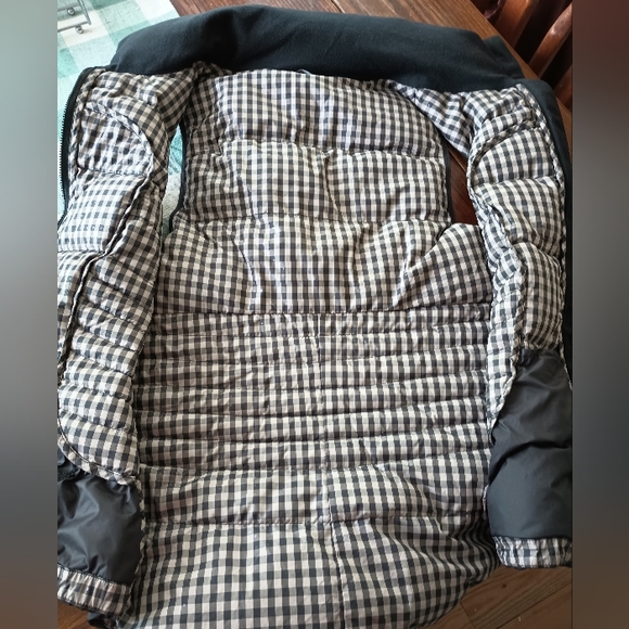 Lululemon puffer vest goose down checked inside size 4 - Picture 4 of 11